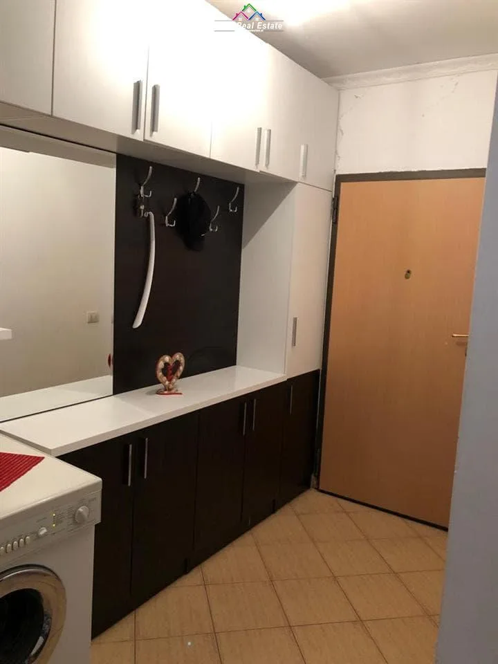 Apartament Me Qera 2+1 tek 5 Maji (ID B2201522) Tirane