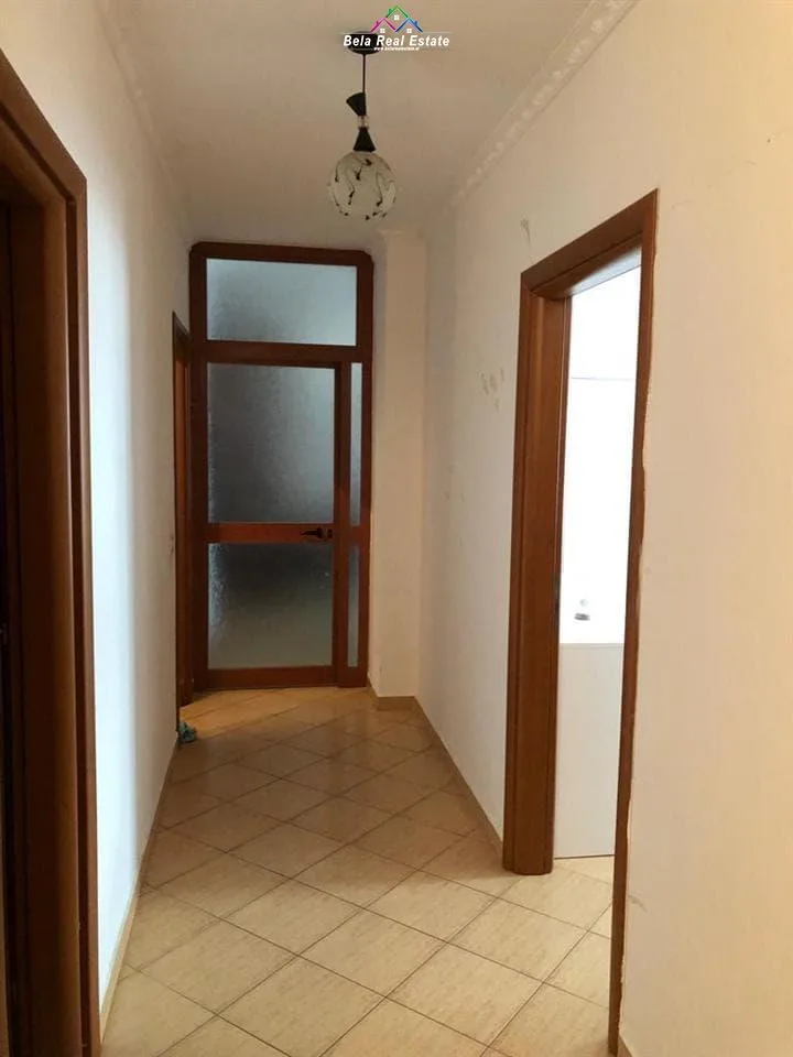Apartament Me Qera 2+1 tek 5 Maji (ID B2201522) Tirane