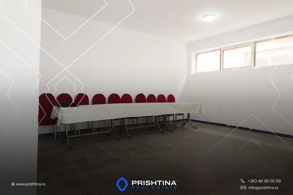Lokal me qira 130m² te Hani i Dilit