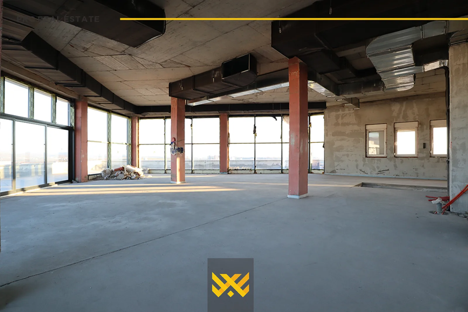 Penthouse 350m² me QIRA në Bregun e Diellit