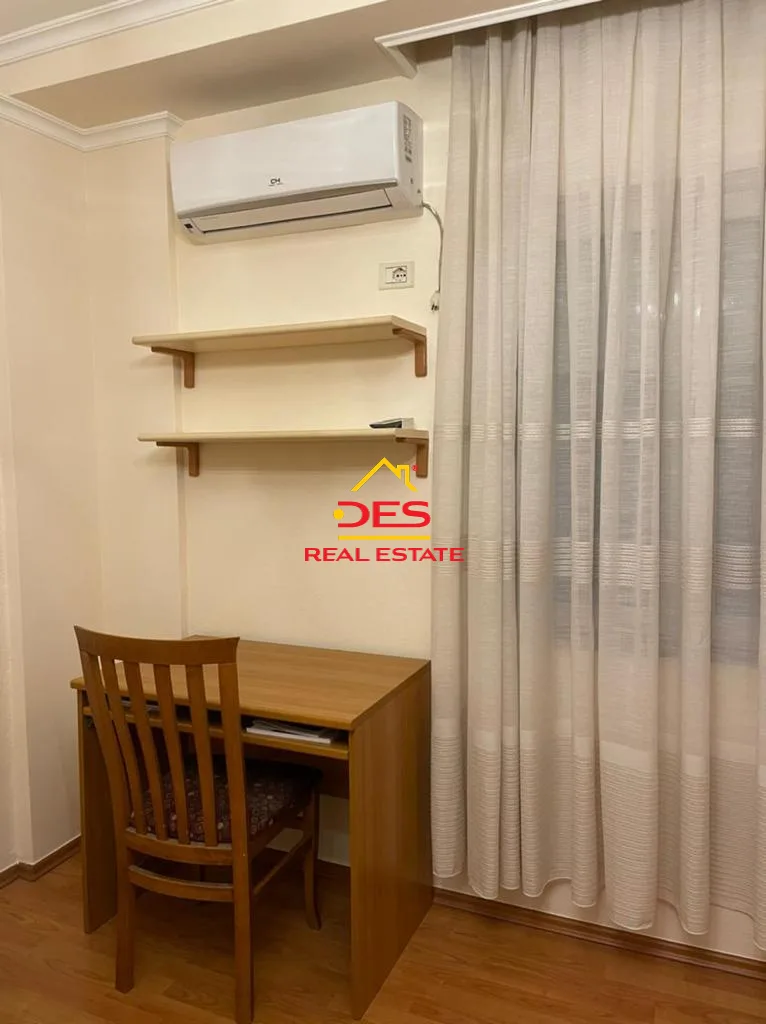 Jepet me qira apartament 2+1+2, blloku, tirane