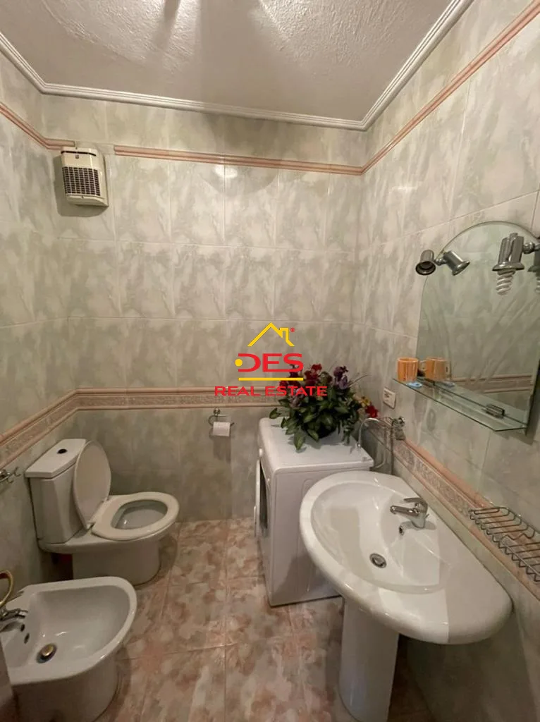 Jepet me qira apartament 2+1+2, blloku, tirane