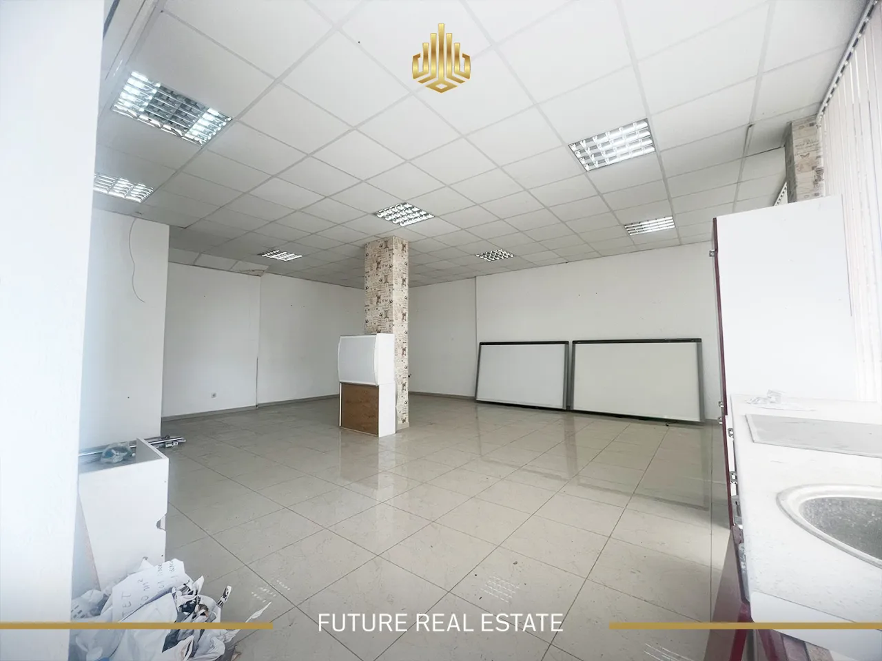 Lokal me QIRA/60m2