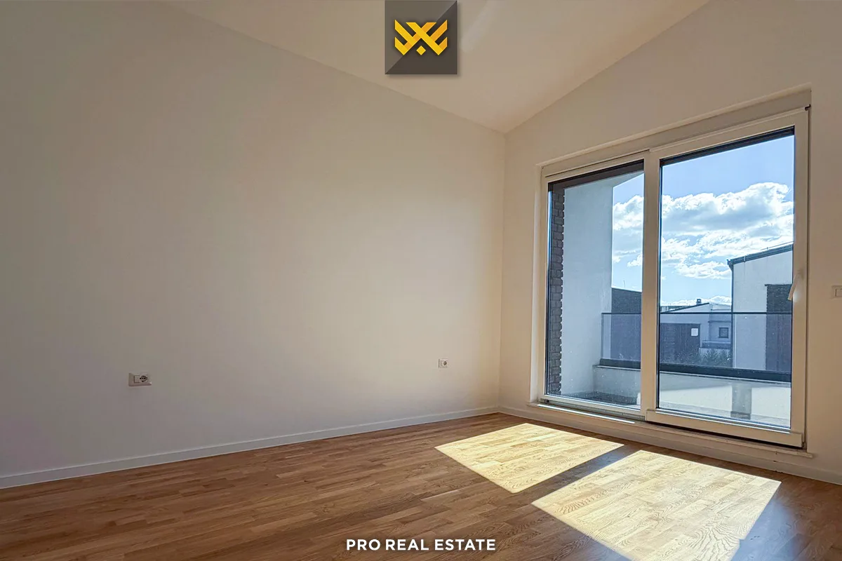 Shtëpi 352m² për #SHITJE në Lagjen Priam Village