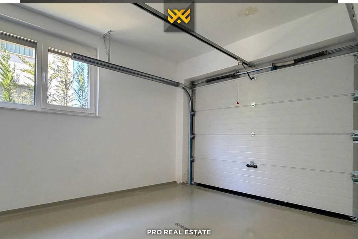 Shtëpi 352m² për #SHITJE në Lagjen Priam Village
