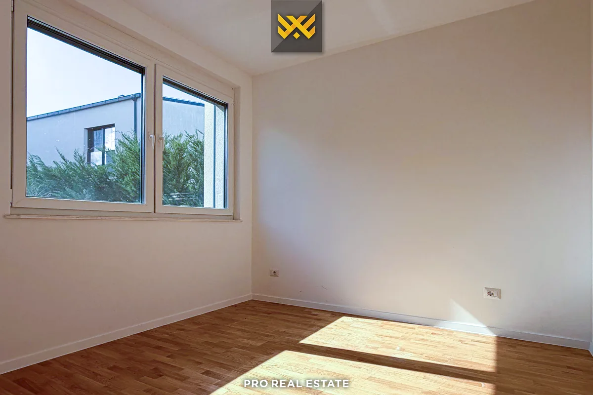 Shtëpi 352m² për #SHITJE në Lagjen Priam Village