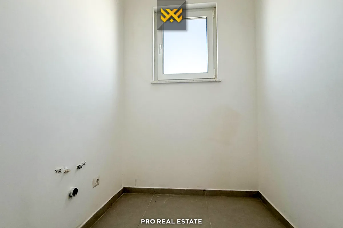 Shtëpi 352m² për #SHITJE në Lagjen Priam Village