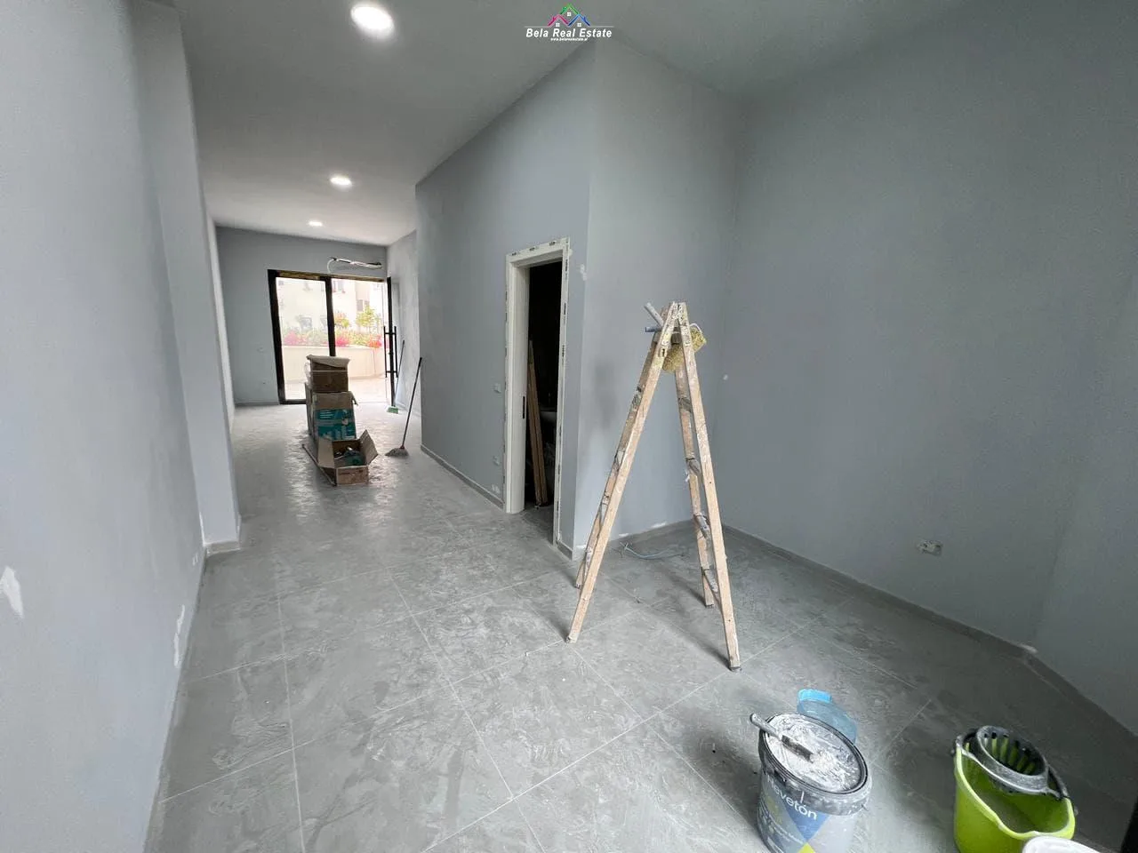 Zyre Me Qera Tek River Residence (ID BZ2870) Tirane