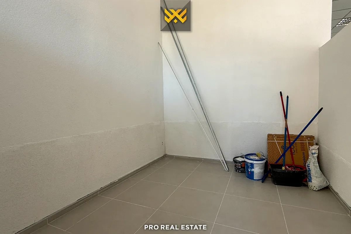 Lokal 176m² me #QIRA në Tophane