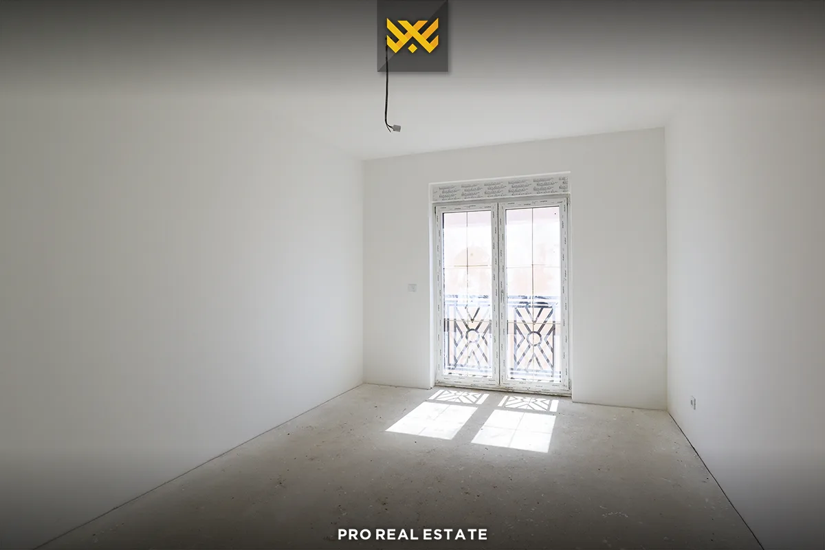 Shtëpi 300m² për #SHITJE në Royal Green Residence