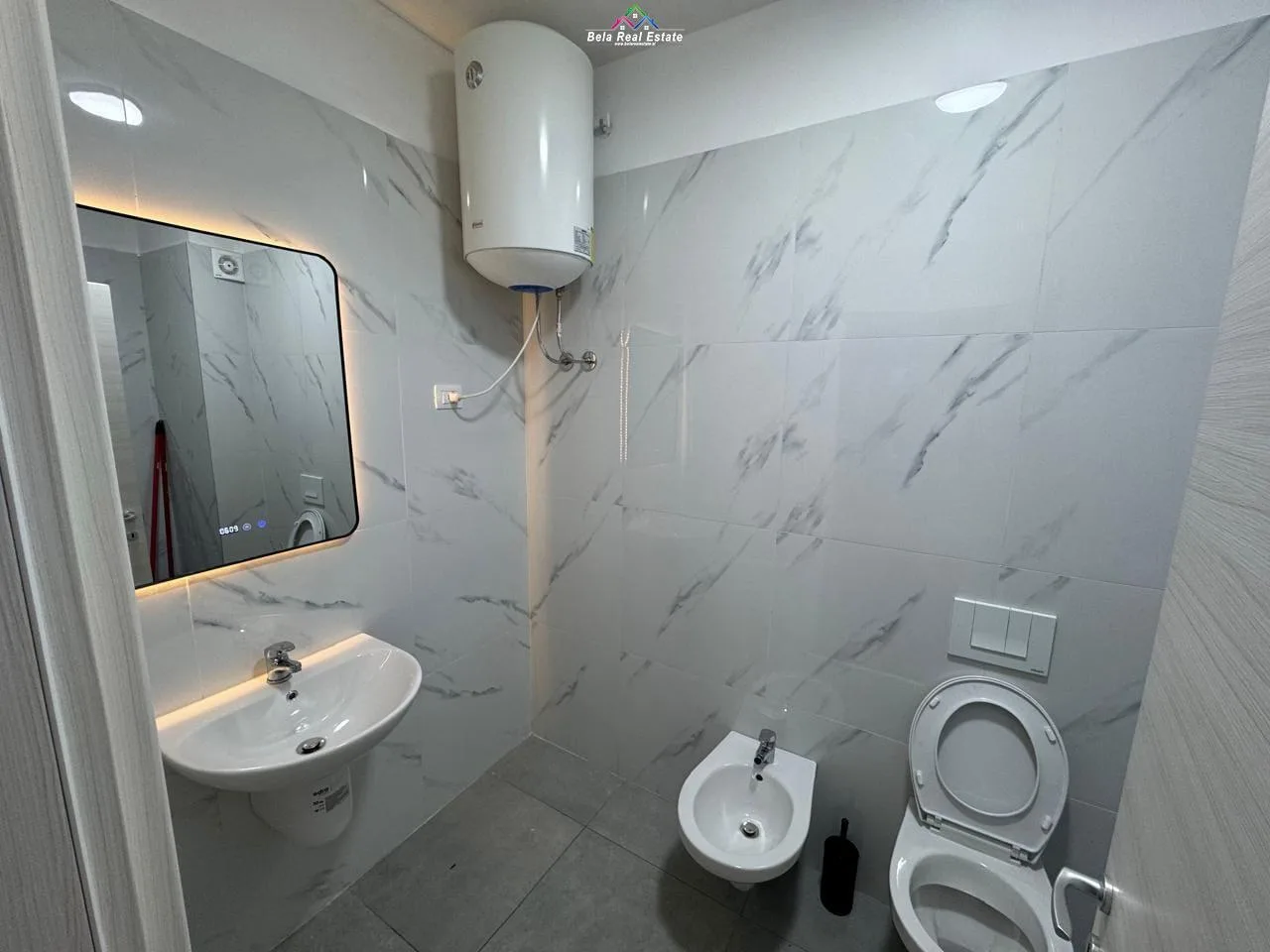 Apartament Me Qera 1+1 Tek Rrruga Dritan Hoxha (ID B2101470) Tirane