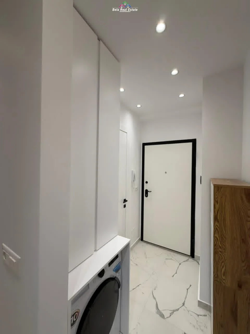 Apartament Me Qera 1+1 Tek Zogu i Zi (ID B2101365) Tirane
