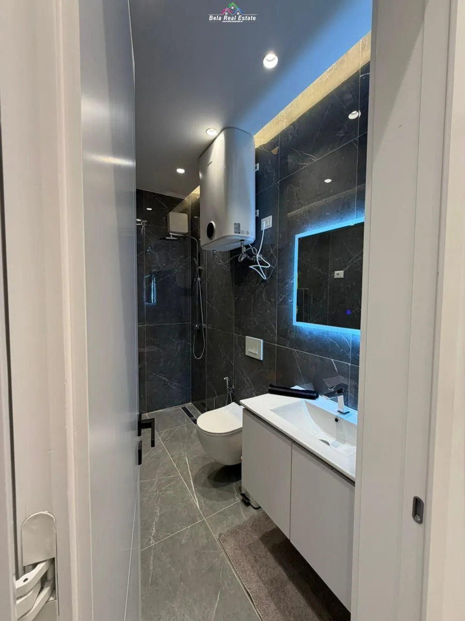 Apartament Me Qera 1+1 Tek Zogu i Zi (ID B2101365) Tirane