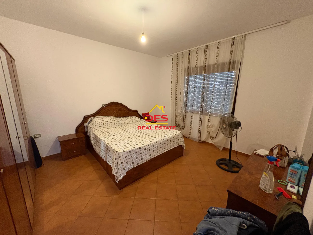 Shitet vilë 2 katëshe te fusha e druve ,vlorë.