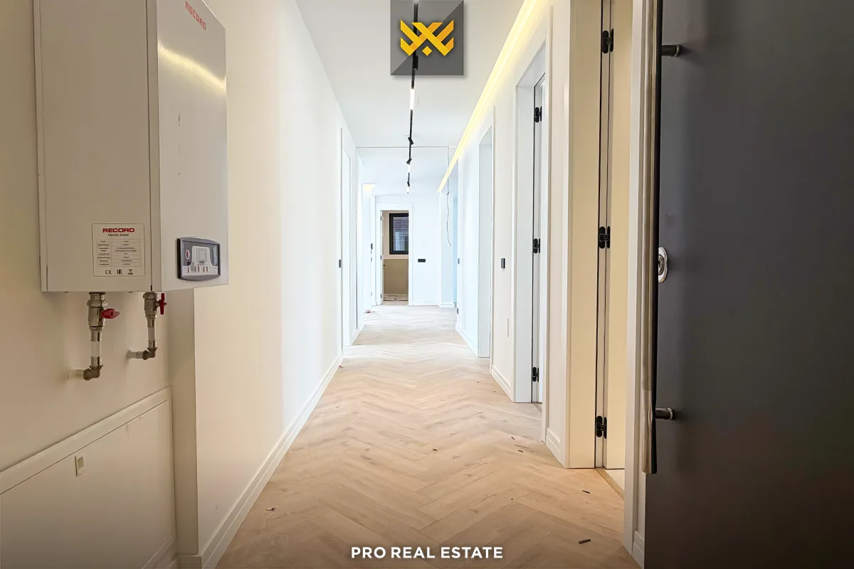 Banesë Penthouse 200m² + 120m² me #QIRA në Dragodan