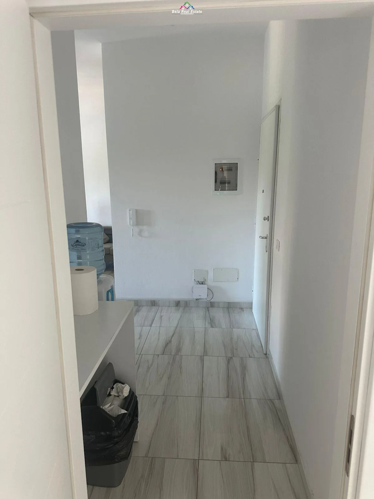 Zyre me Qera tek Ali Demi (ID BZ2762) Tirane