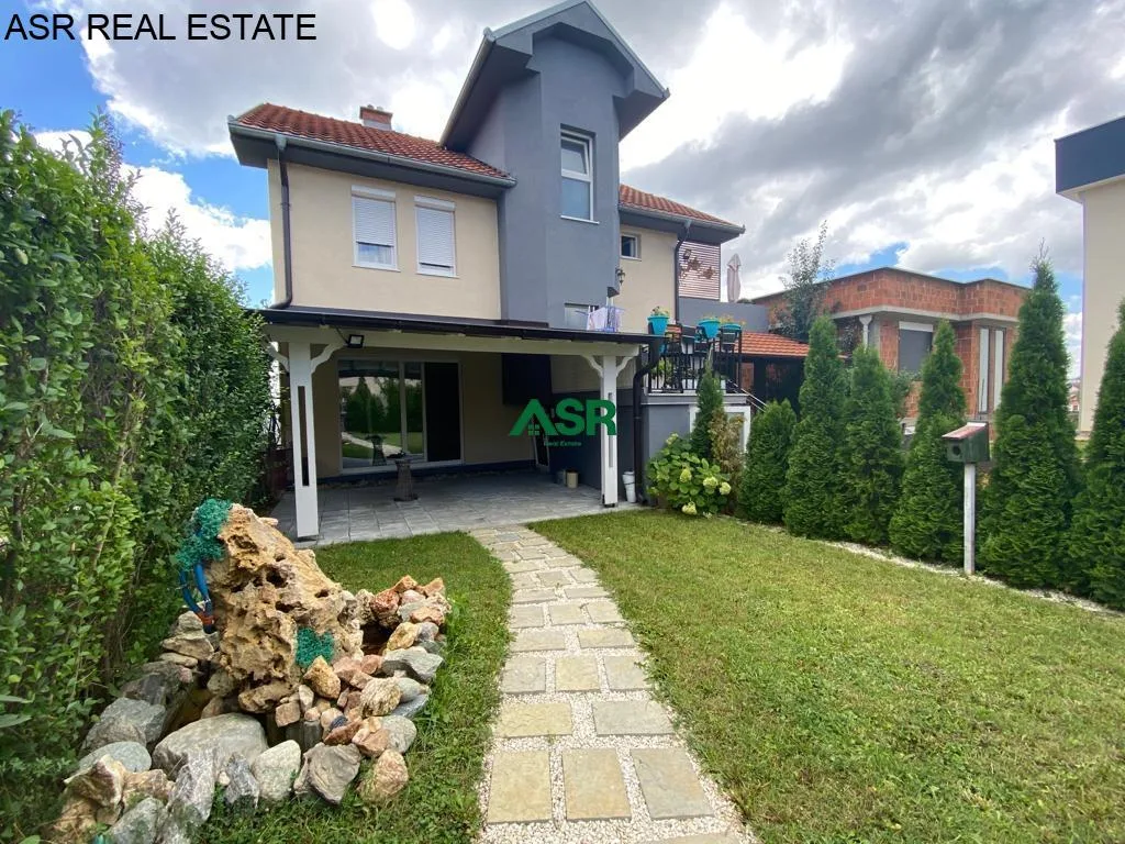 Lëshohet shtepia me #qira në lagjën Kodra e Trimave afer Hotelit Princi i Arberit