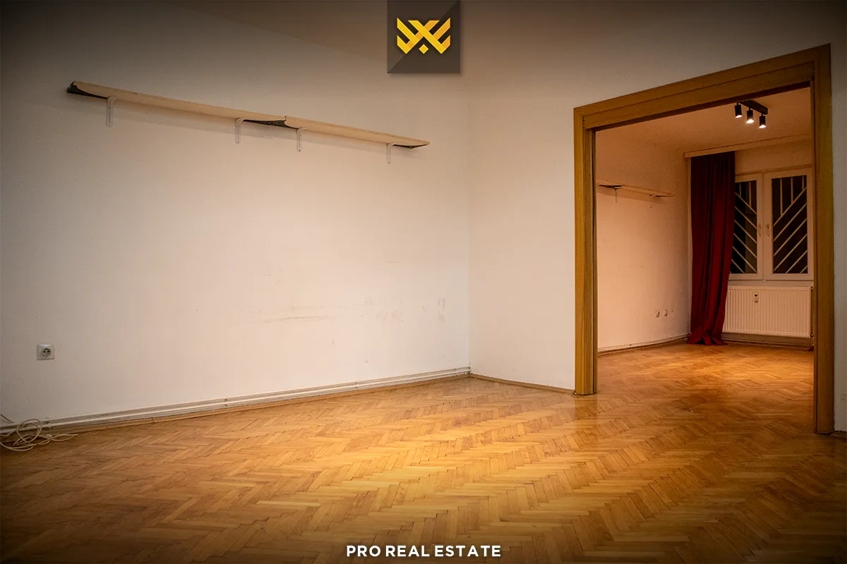 Banesë - Zyrë 36m² për #SHITJE në Qendër