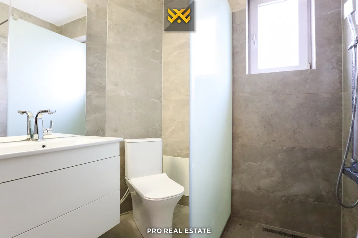 Shtëpi 465m² me #QIRA te Mati 1