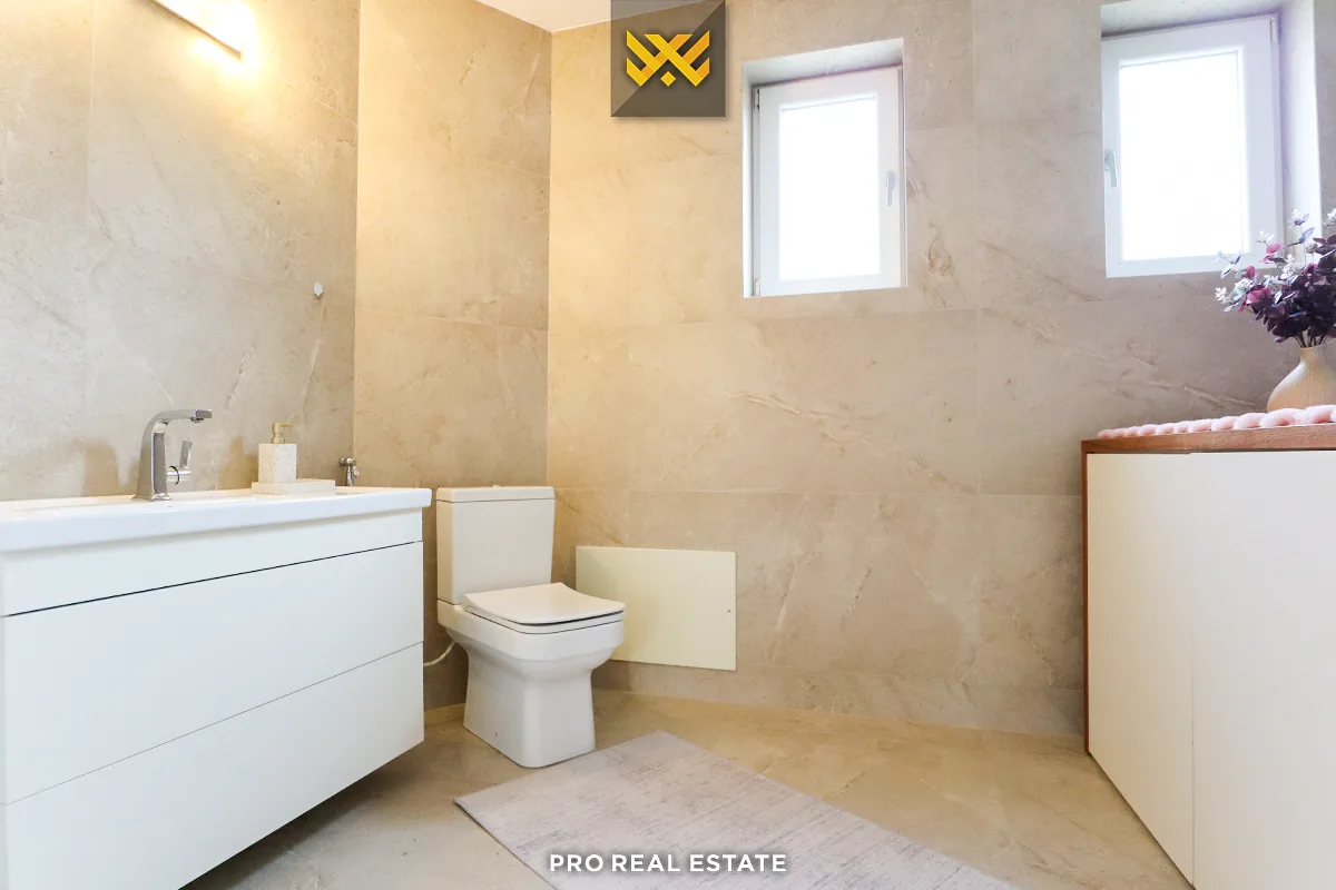 Shtëpi 465m² me #QIRA te Mati 1