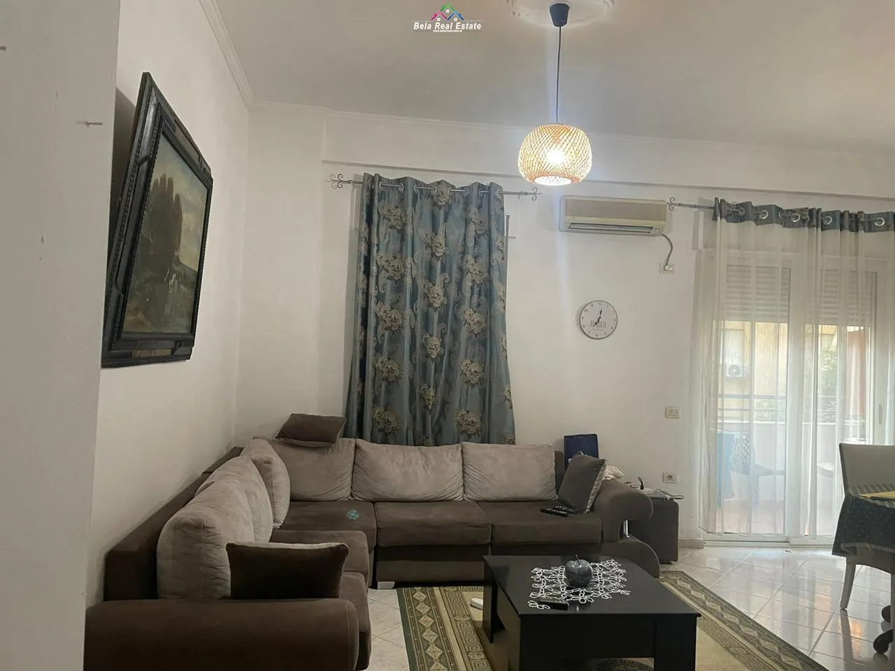 Apartament Me Qera 2+1+2 Tek Komuna e Parisit (ID B2201056) Tirane​