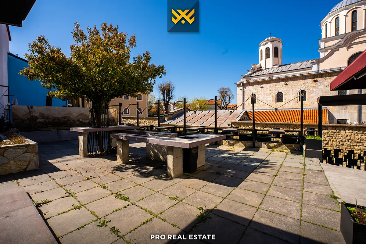 Objekt 367.27m² + 270m² tarracë për #SHITJE në Prizren