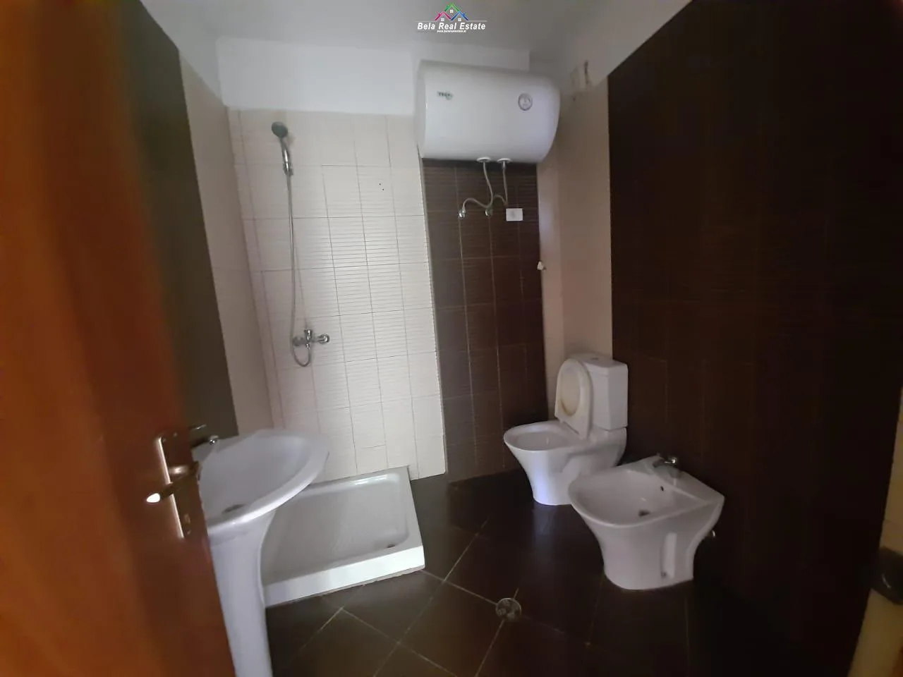 Apartament Me Qera 2+1 ne Fresk  (ID B2201102) Tirane