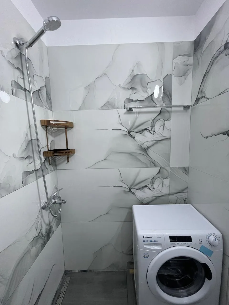 Apartament me qera 1+1 tek Rruga e Durresit (ID B211343) Tirane.