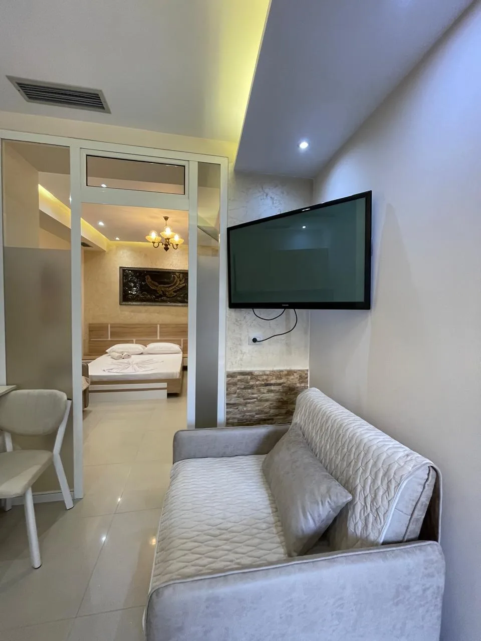 Apartament me qera 1+1 tek Rruga e Durresit (ID B211343) Tirane.