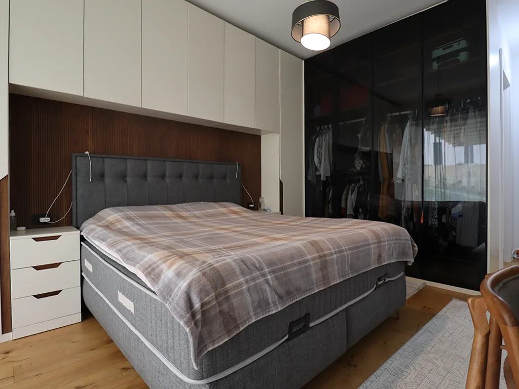 Terracier me qira 155m² + 91m² tarrace në Marigona Hill