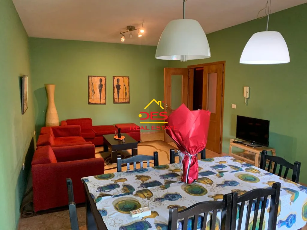 Jepet me qira apartament 2+1 i mobiluar, elbasan.