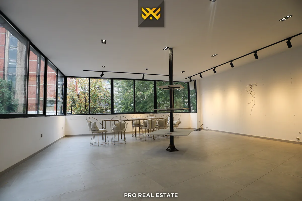Lokal 150m² me #QIRA në Qendër