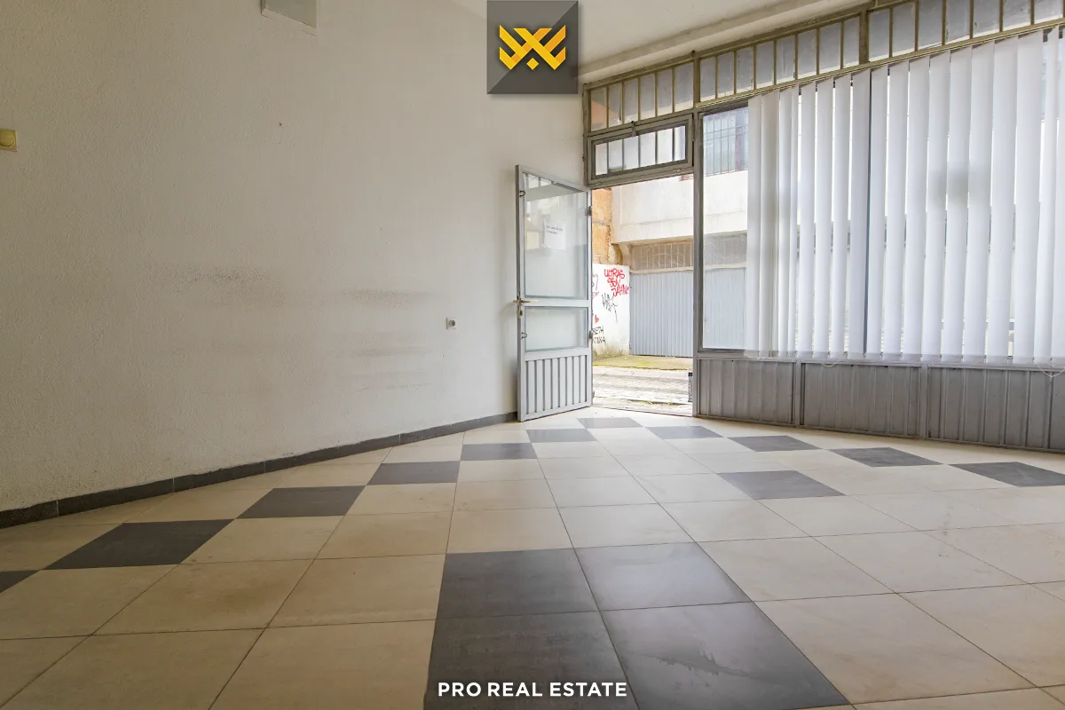 Lokal 25m² me #QIRA në Tophane.