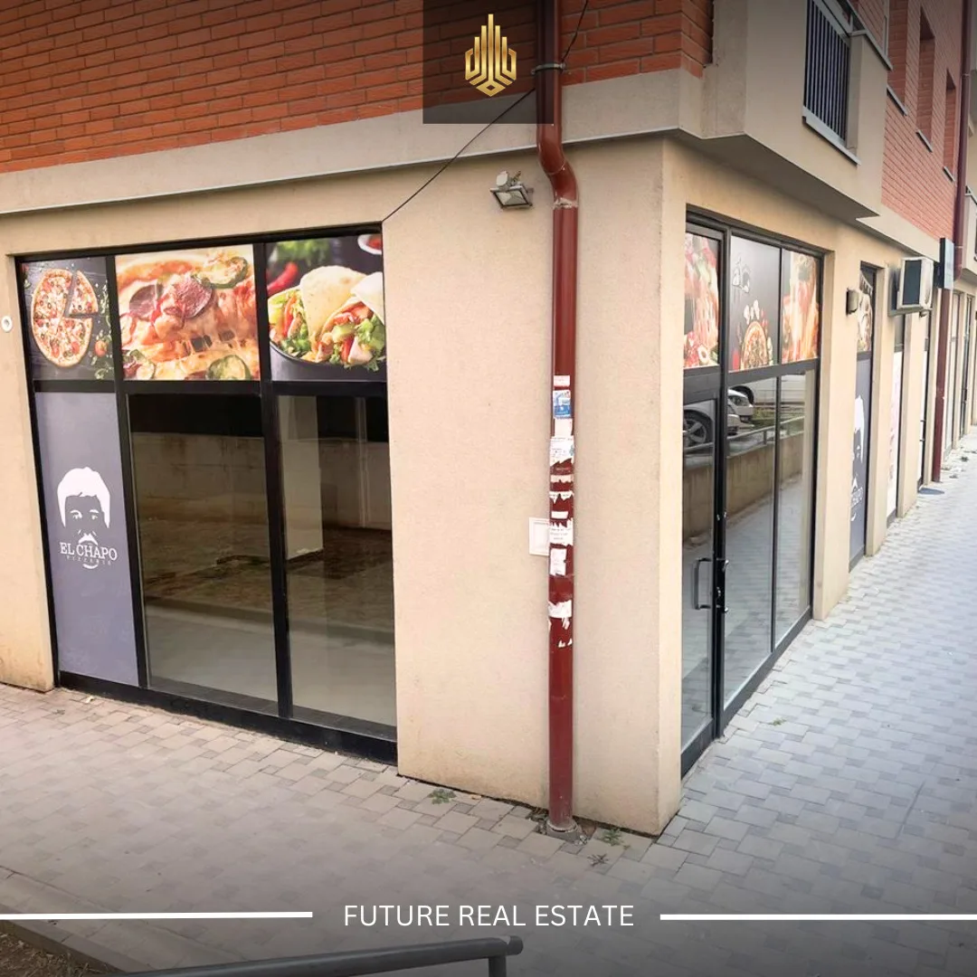 Lokal me QERA/56m²