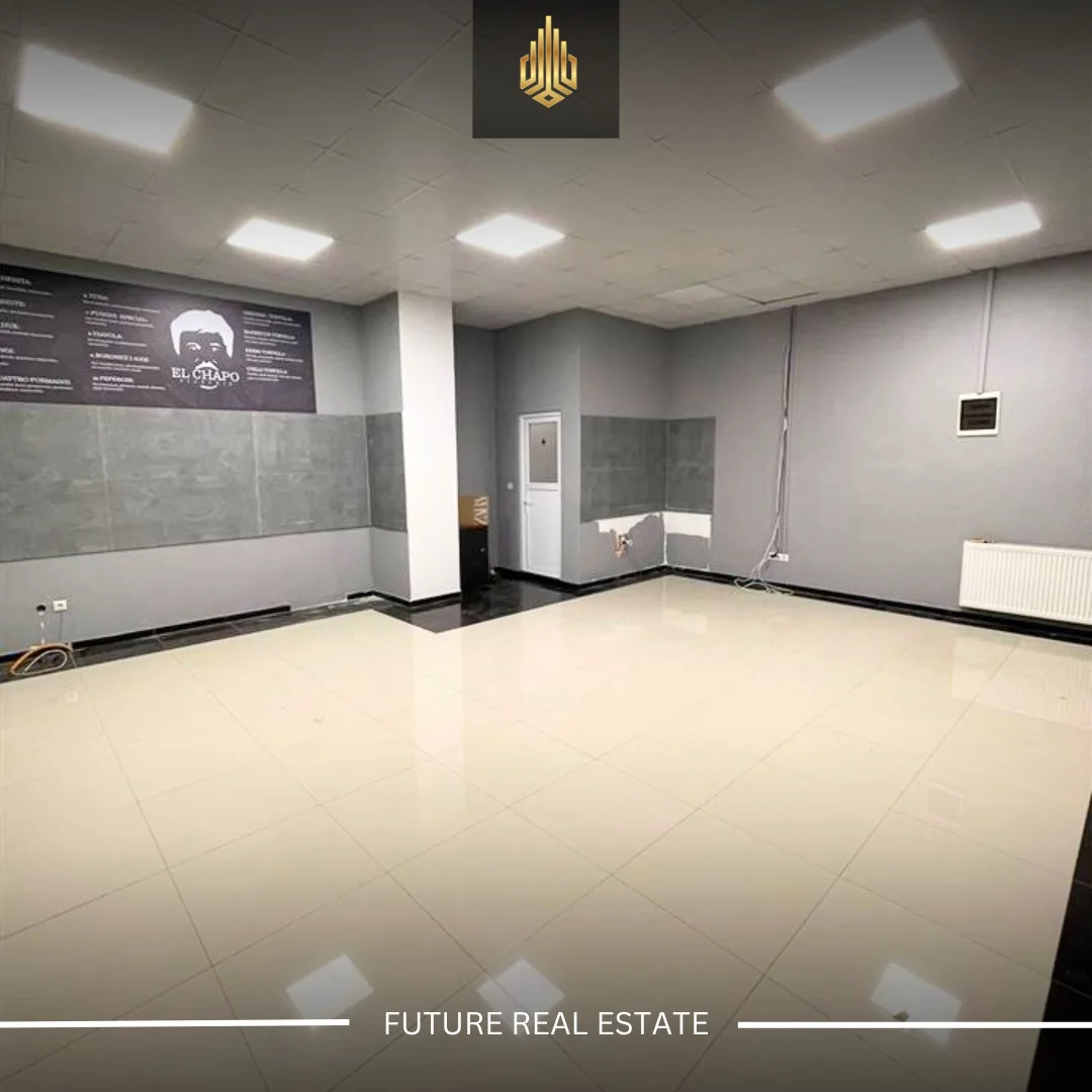 Lokal me QERA/56m²