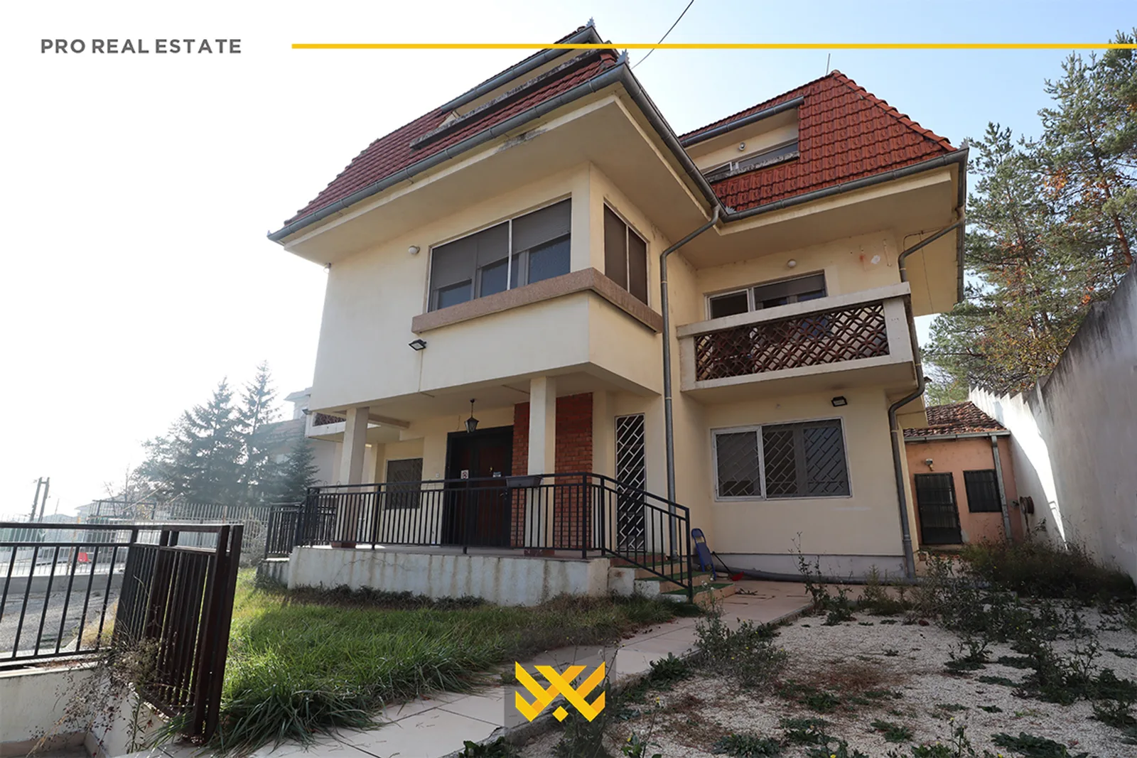 Shtëpi – Zyre 350m2 me #QIRA në Dragodan.