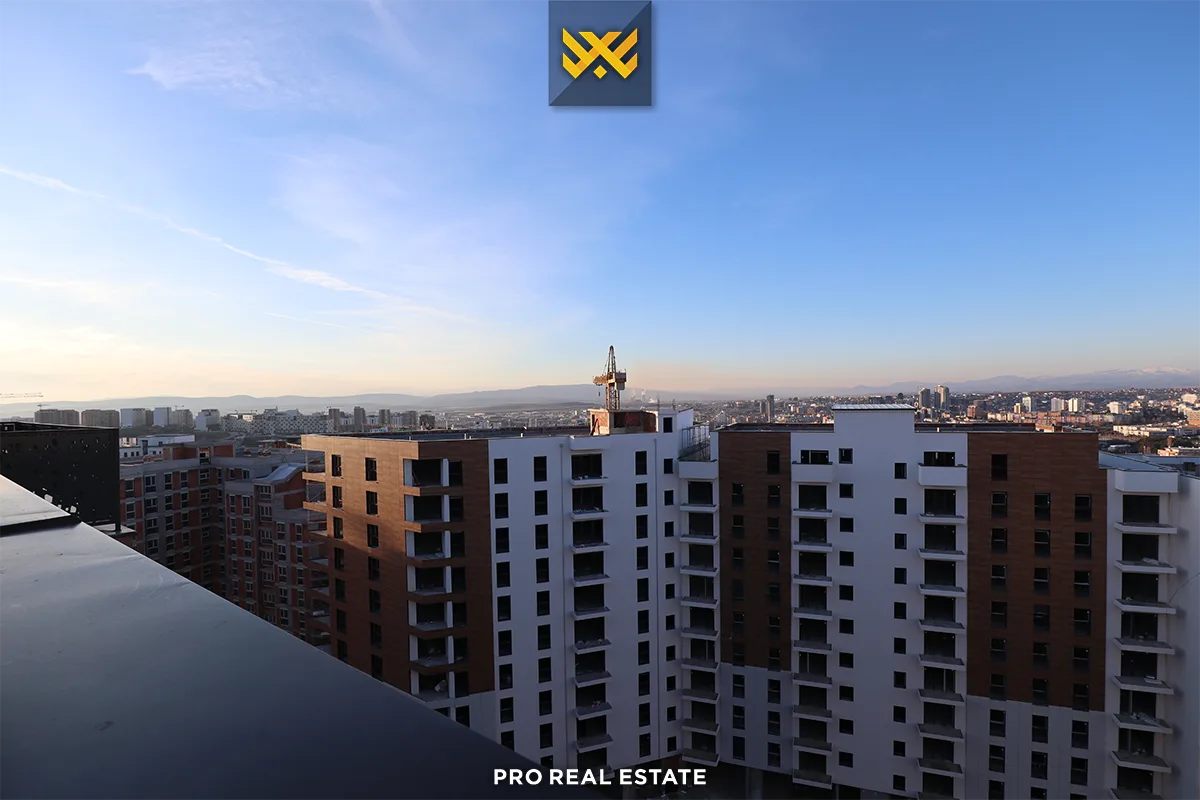 Banesë - Penthouse 270m² + 180m² për #SHITJE te Prishtina e Re