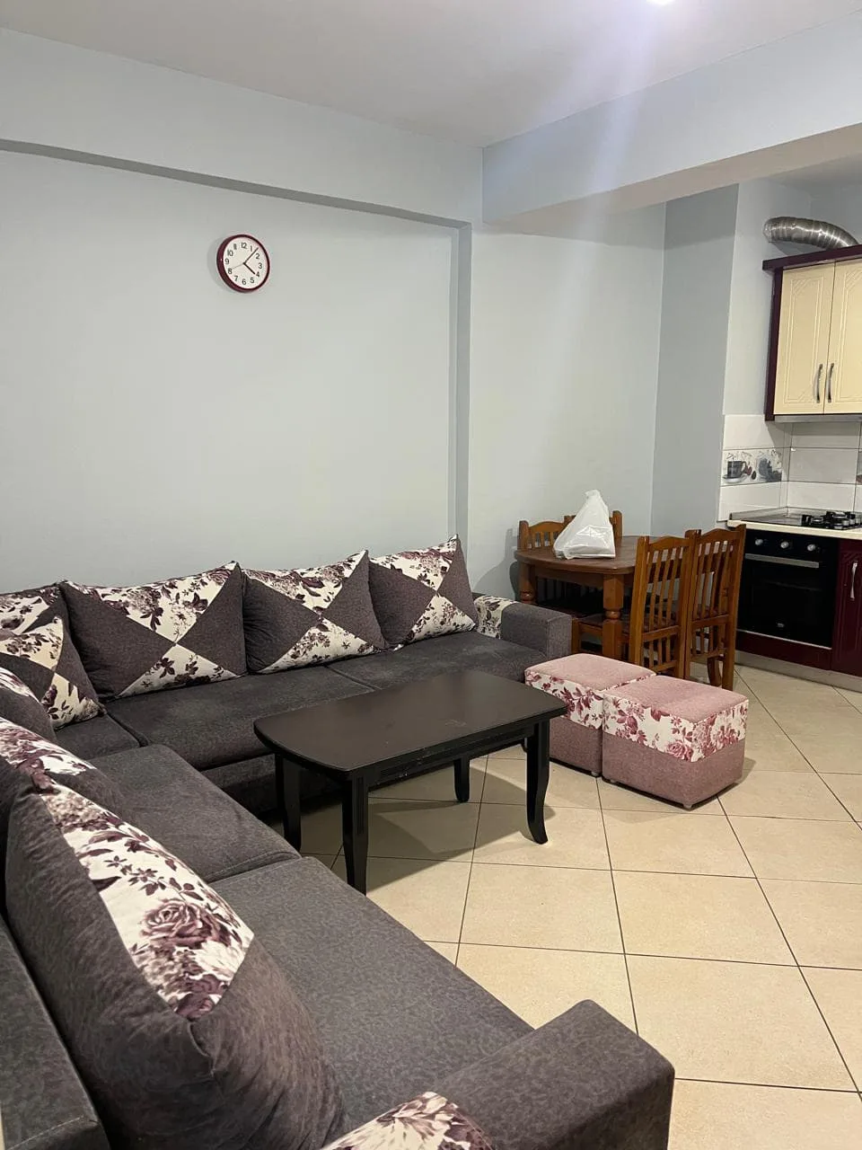 Apartament Ne Shitje 1+1 tek Kompleksi Malajzian (ID B110474) Tirane