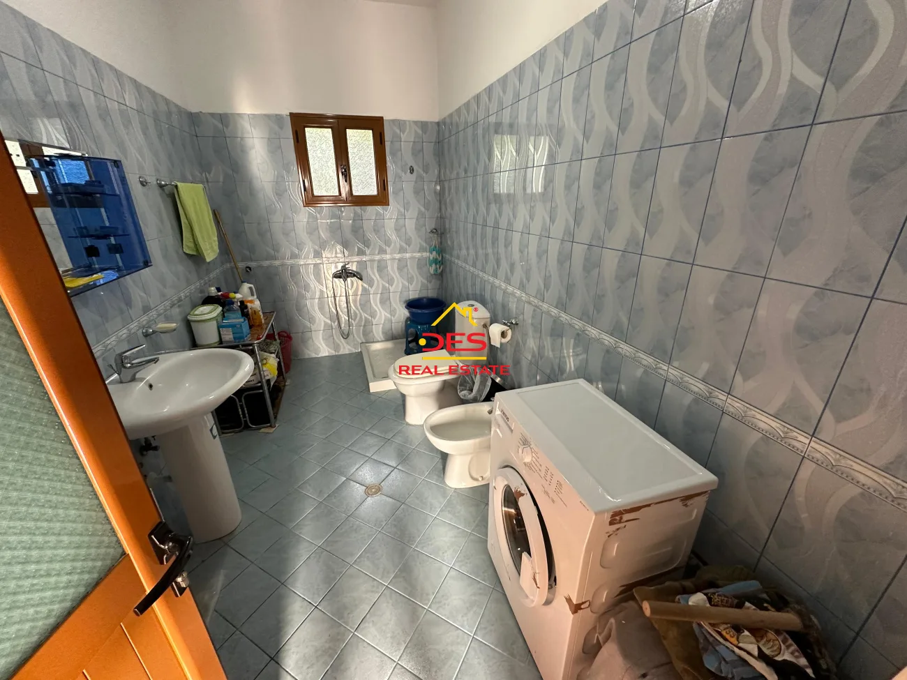 Shitet shtëpi private 2 kate në armen,vlorë.