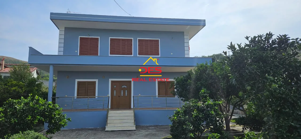 Shitet shtëpi private 2 kate në armen,vlorë.