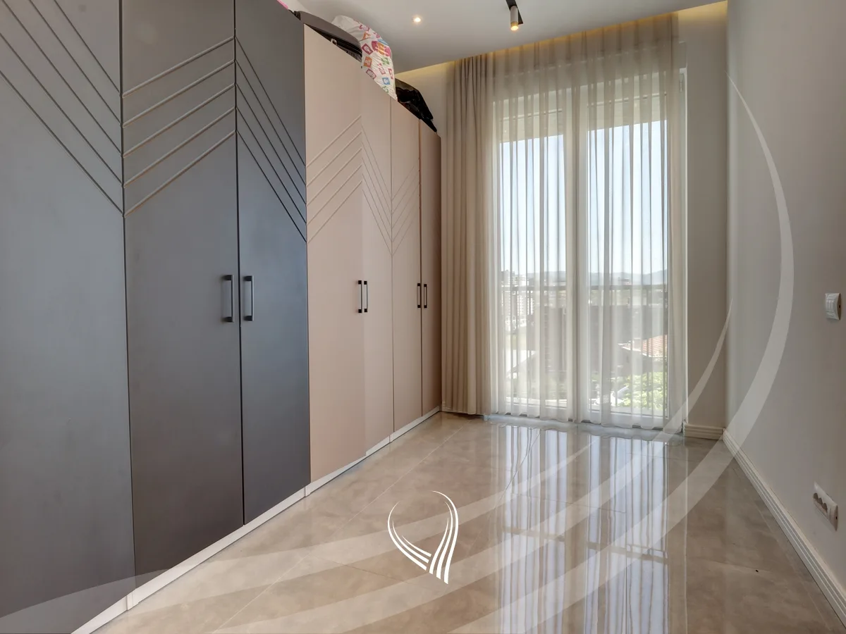 Banesë 210m2 me qira në lagjen Prishtina e Re – Prime City