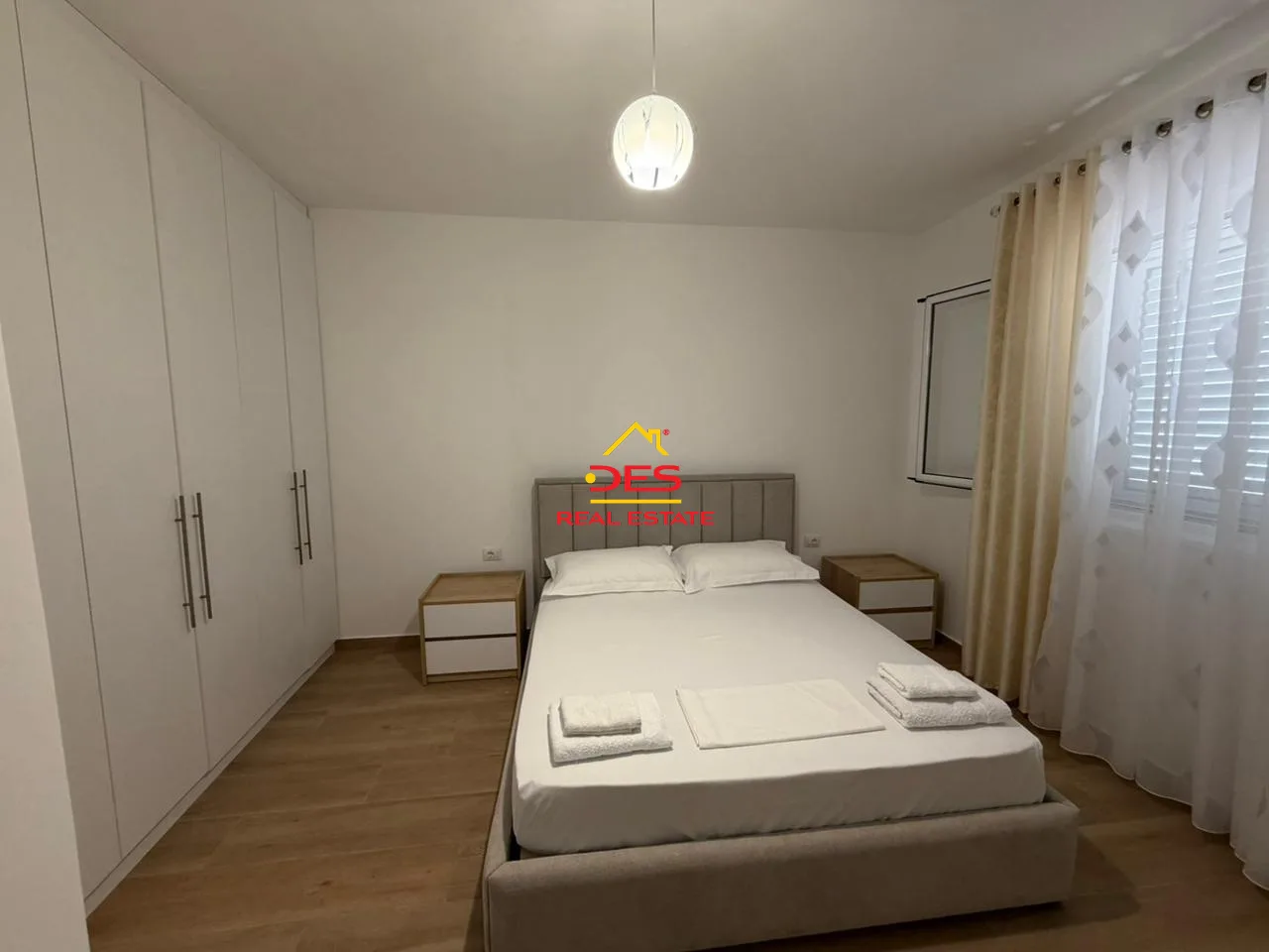 Shitet ndërtesë 3 katëshe në uji të ftohtë, vlorë – me pamje nga deti🌊