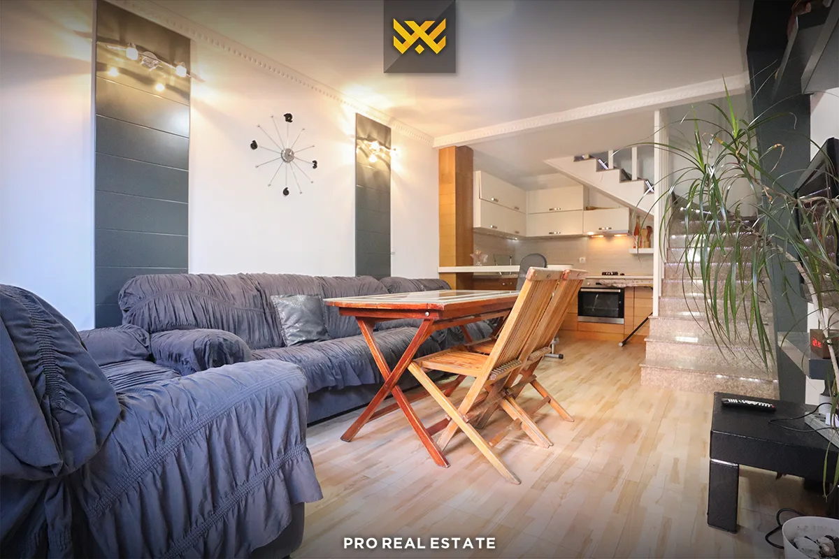 Banesë Duplex- Zyre 147m² me #QIRA në Bregun e Diellit