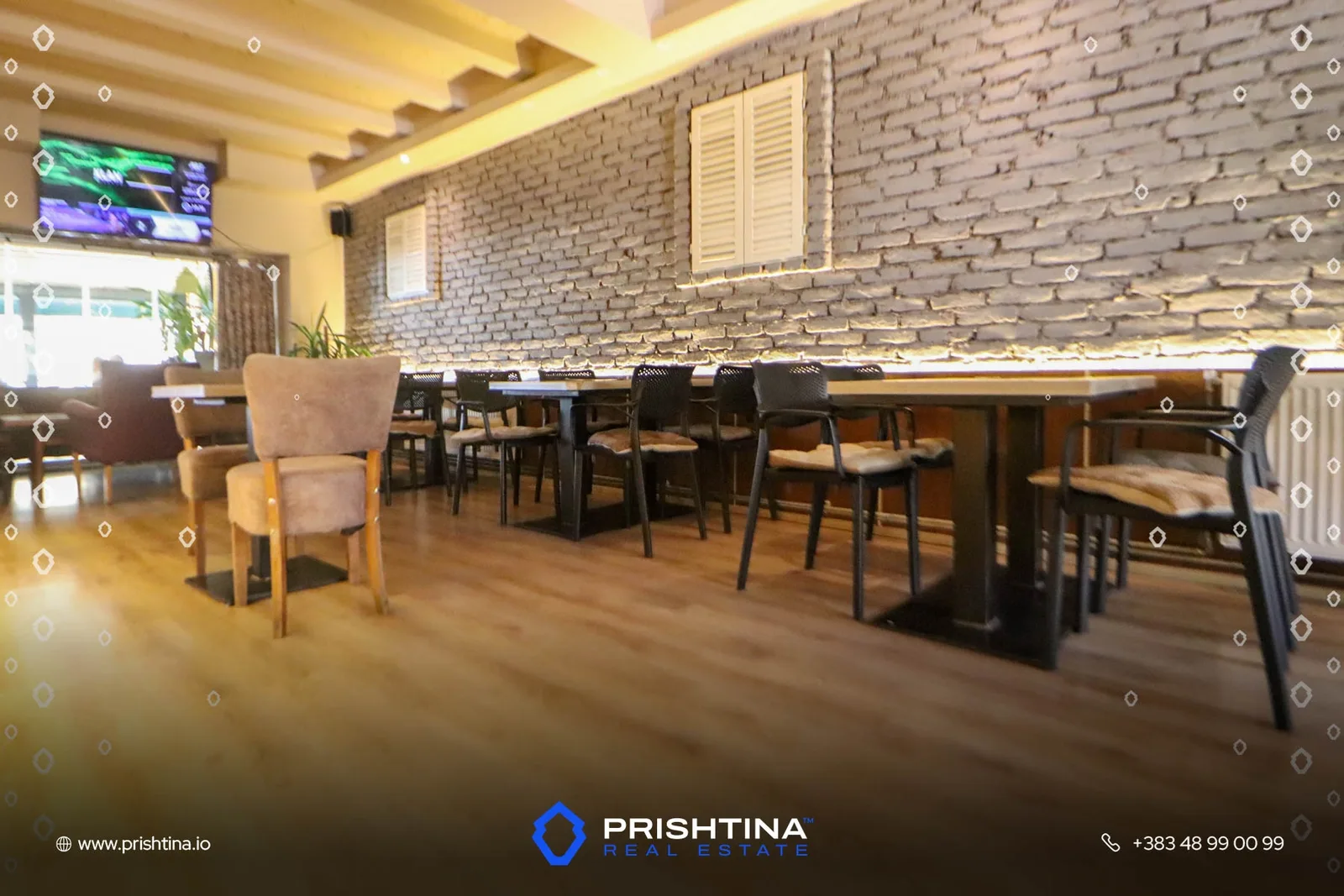 Biznes në #shitje 300m² në Aktash 🏢✨