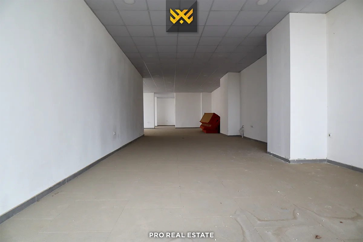 Lokal 152.18m² me #QIRA në Fushë Kosovë