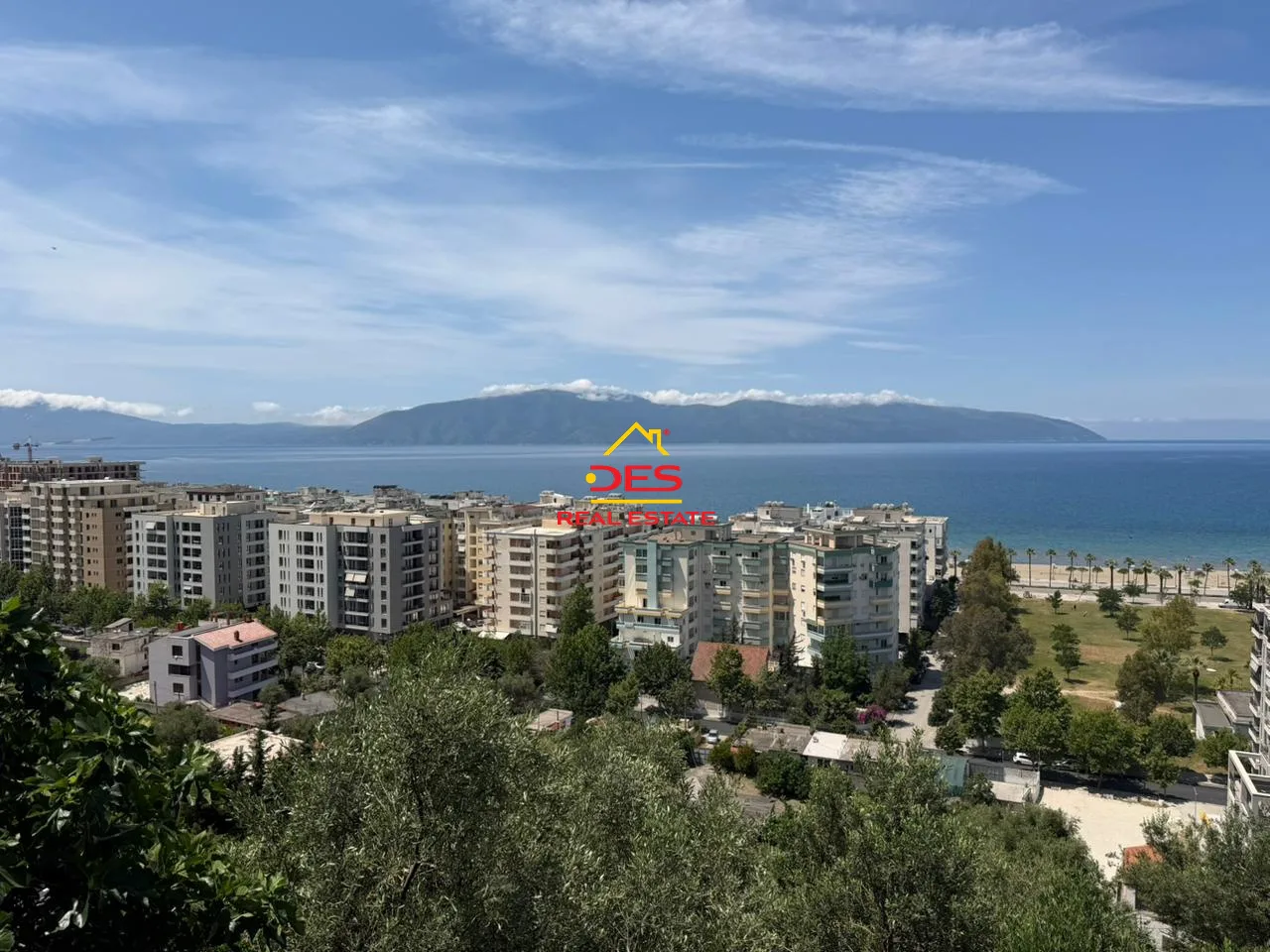 Shitet tokë ullishte në lungomare , mbi shkollën e marinës, vlorë 🌊
