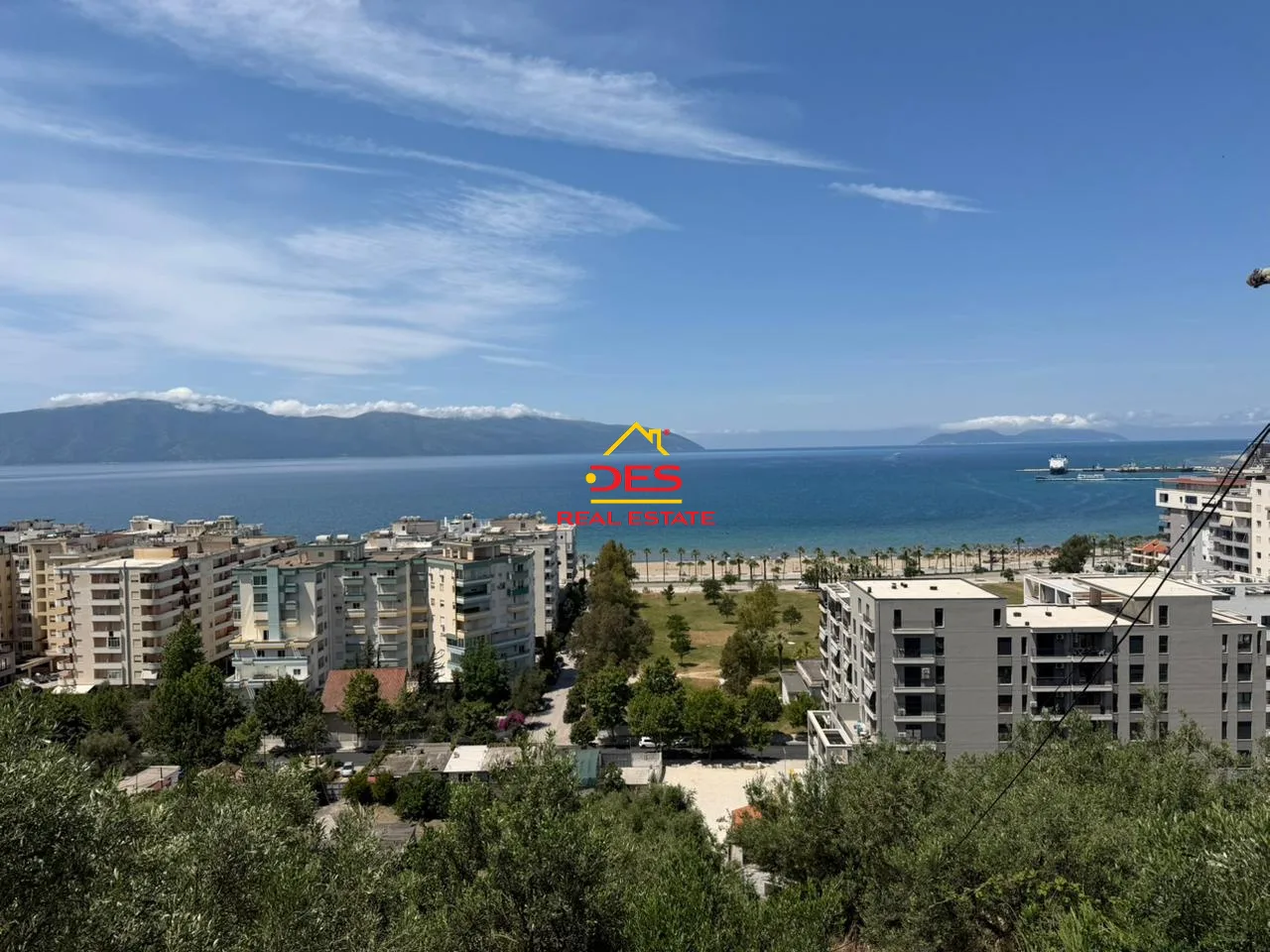 Shitet tokë ullishte në lungomare , mbi shkollën e marinës, vlorë 🌊