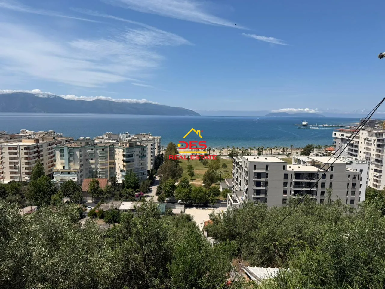 Shitet tokë ullishte në lungomare , mbi shkollën e marinës, vlorë 🌊