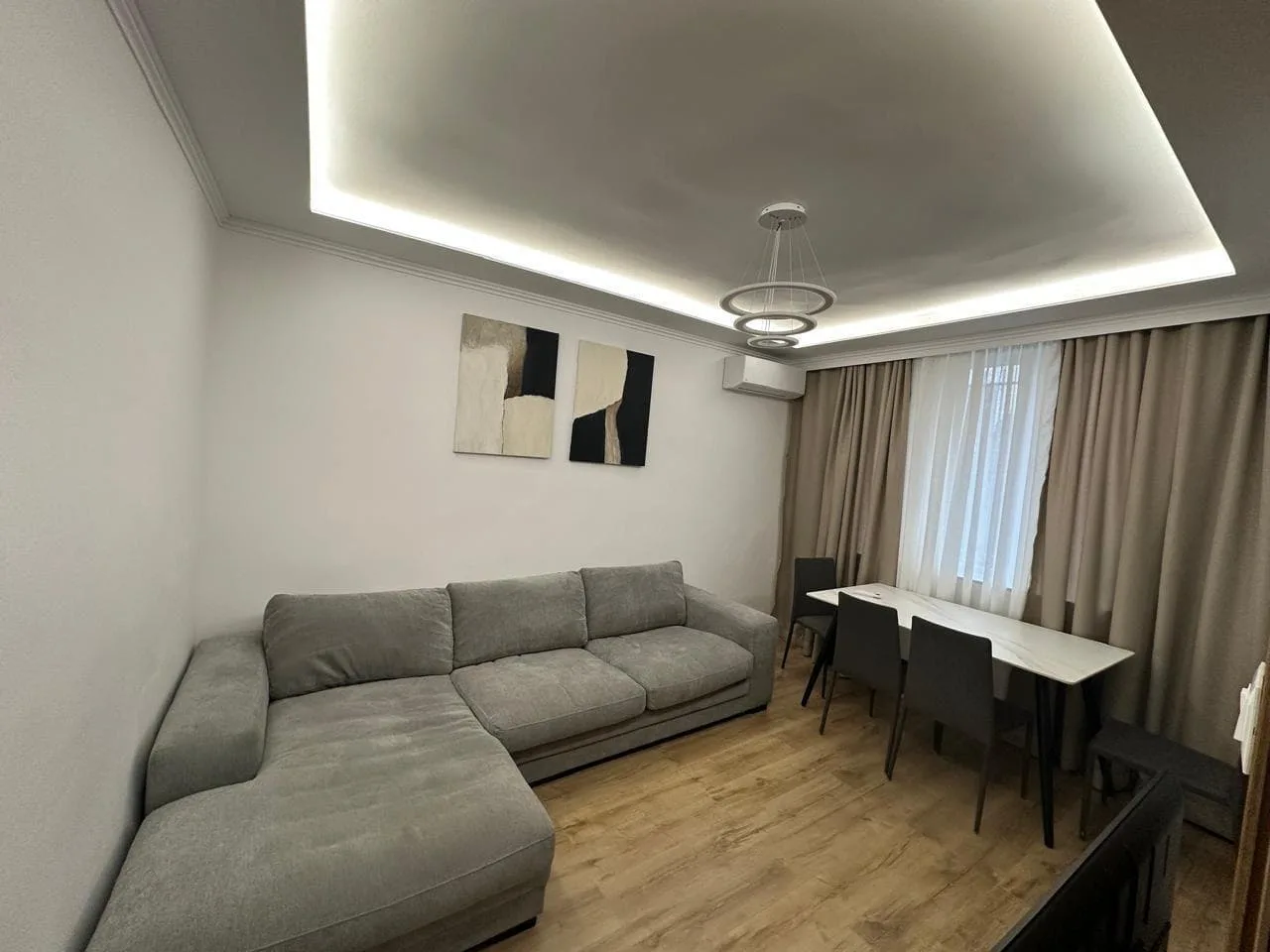 Apartament Me Qera 2+1 Tek 21 Dhjetori ( ID B221345) Tirane