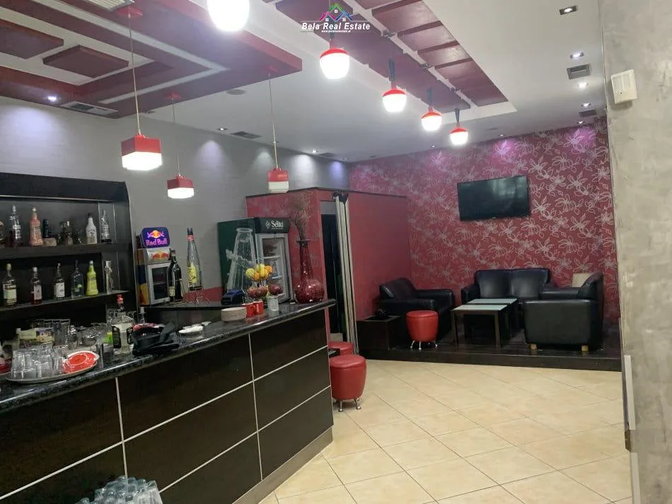 Lokal Me Qera tek 5 Maji (ID BL2154) Tirane